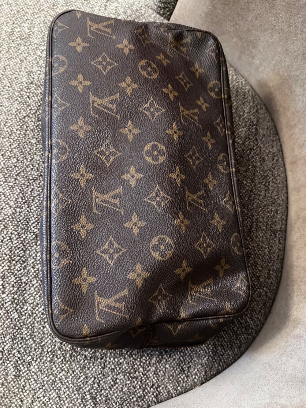 Louis Vuitton Monogram Toiletry Pouch - Picture 3 of 8